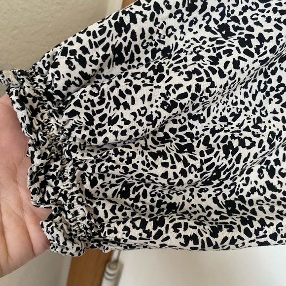 Ivy street large long sleeve romper - Picture 2 of 7